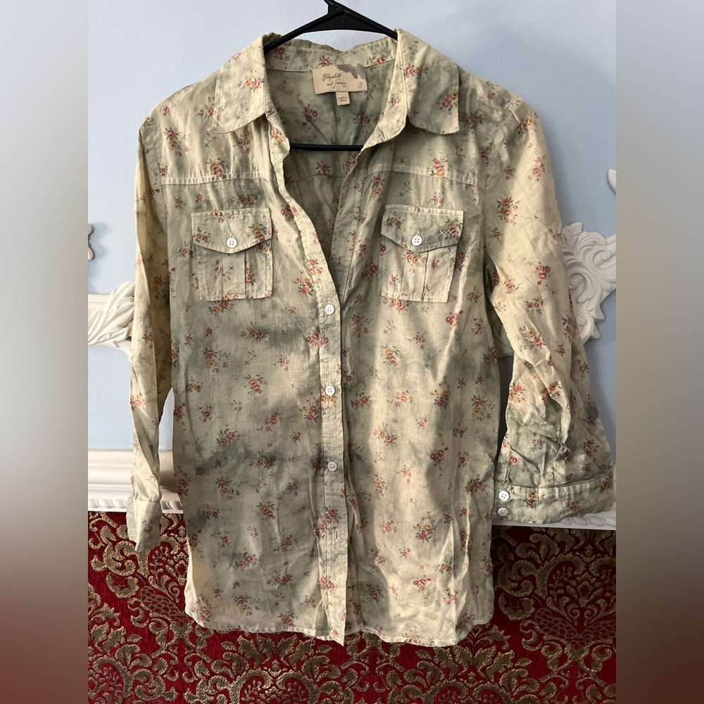 Elizabeth and James Floral shirt with Zipper